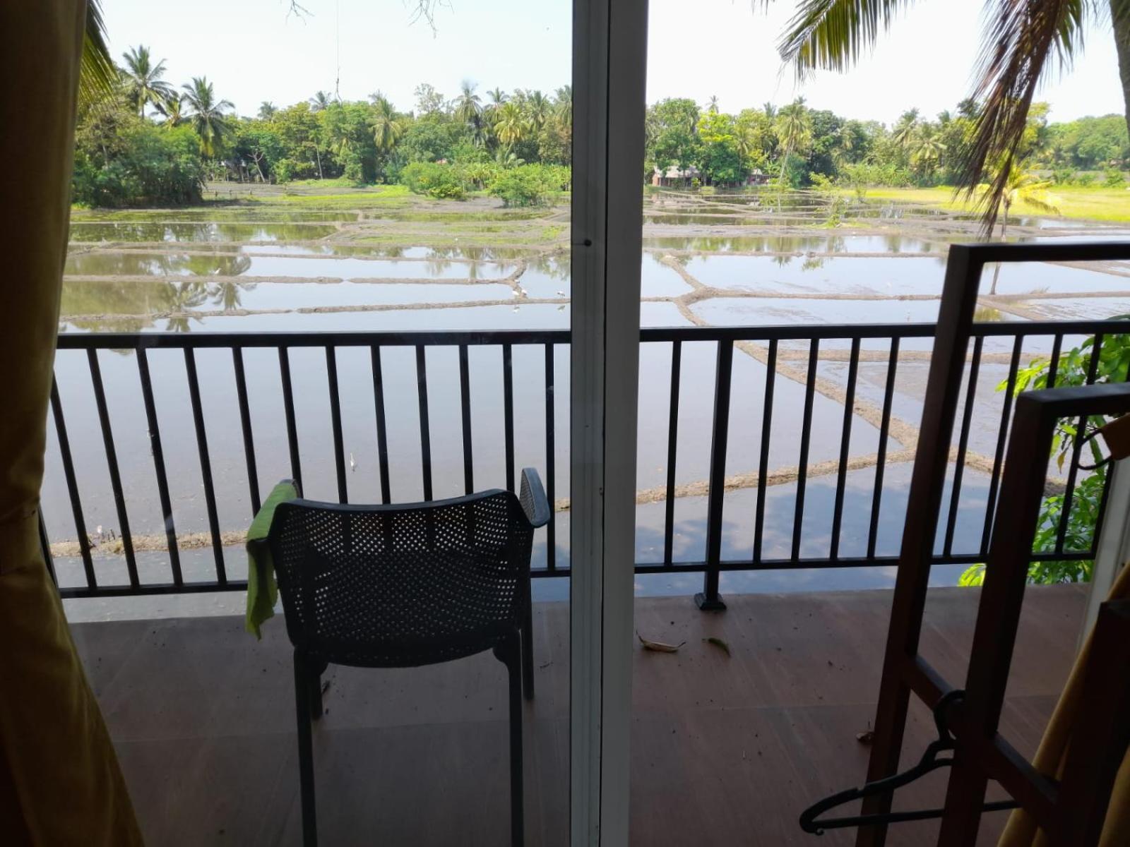 Man Guest Polonnaruwa Hotell Exteriör bild